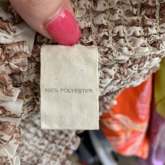 Floral Ruffle Off-Shoulder Top - Picture 3 of 3